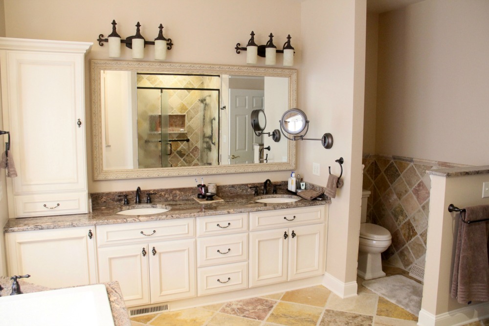 Bathroom Vanity Design Ideas Photos and Descriptions
