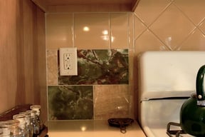 porcelain-and-onyx-backsplash-tile