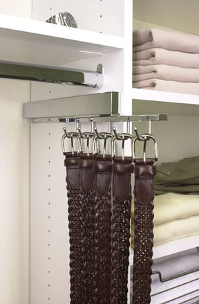 retractable-belt-rack-for-closets