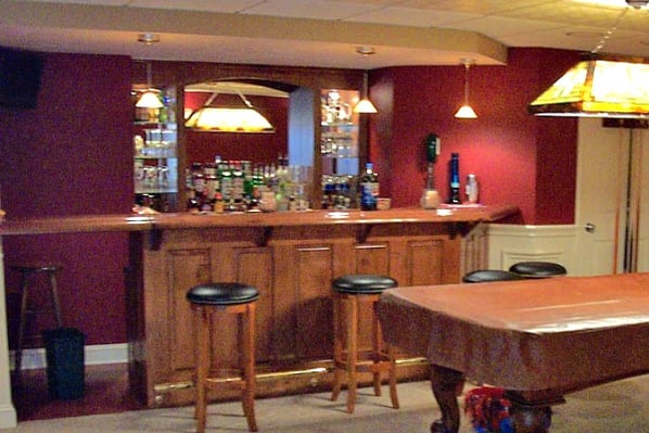 Lower Level Wet Bar