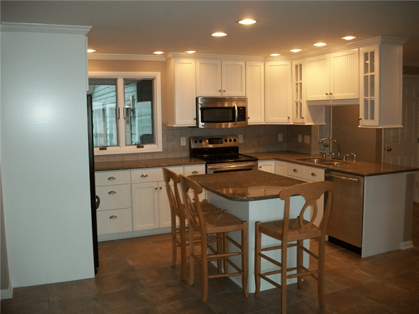 Kitchen with recessed light fixtures