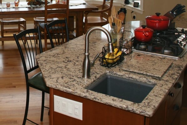 kitchen island prep sink