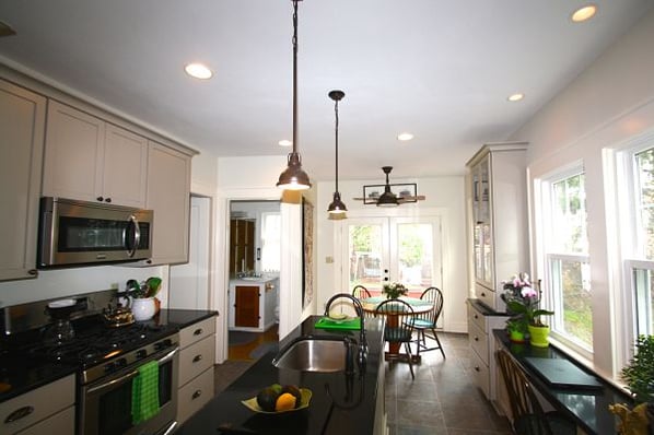 Kitchen Pendant and Recessed Lights