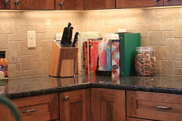 new trends in kitchen backsplash tile