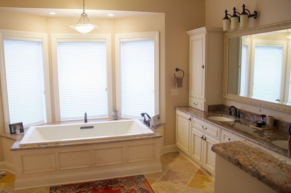 Whirlpool Tub and Bay Window