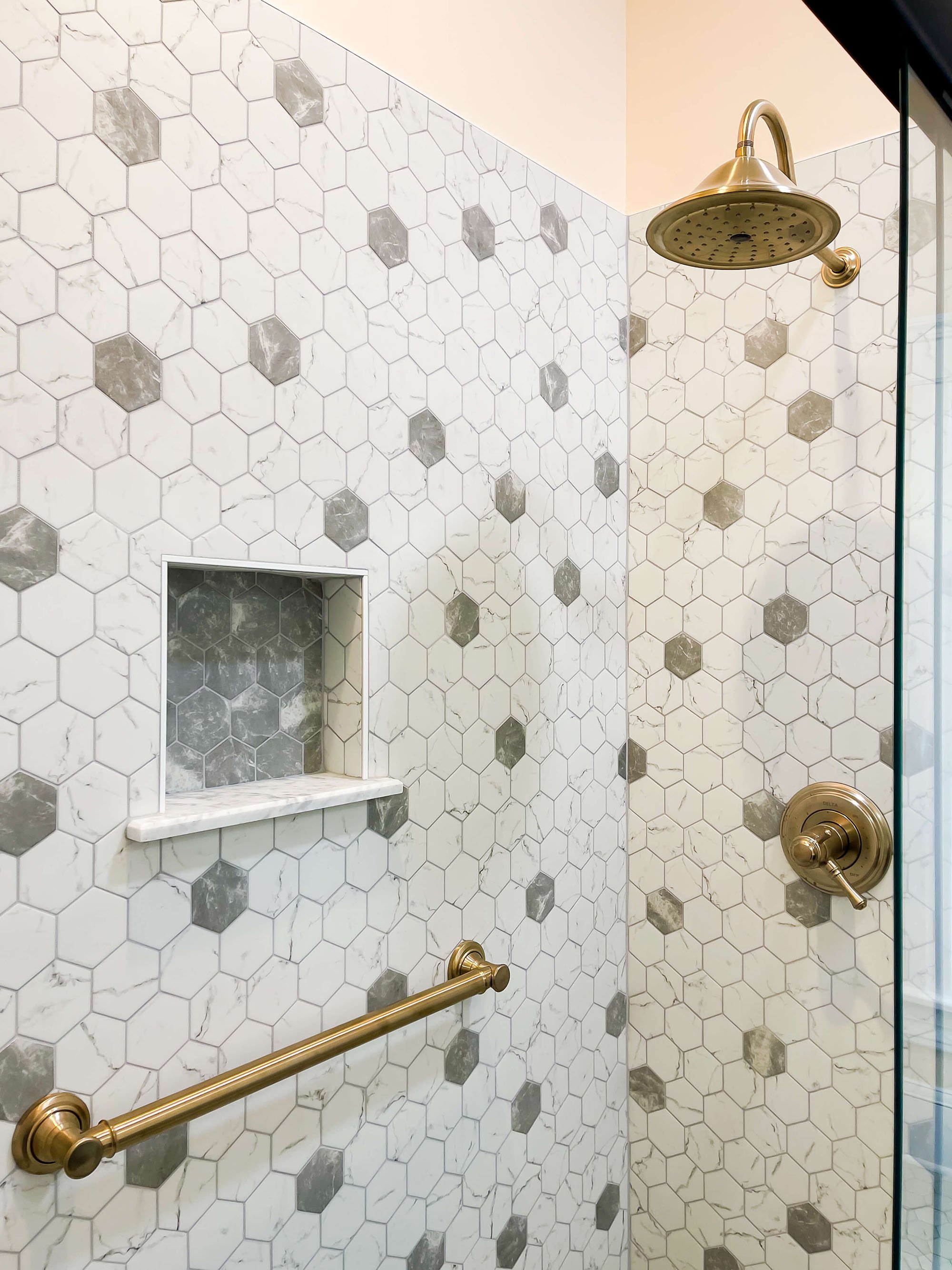 bathroom-remodel-hexagon-tile-pattern-2