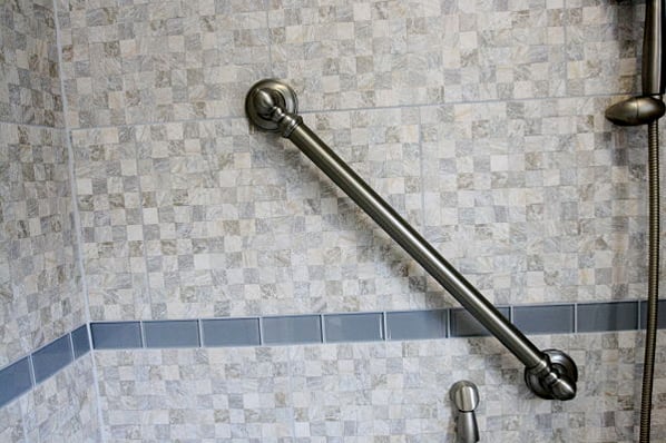4 Facts To Know About Bathroom Grab Bars - How To Install Bathroom Grab Bars On Tile