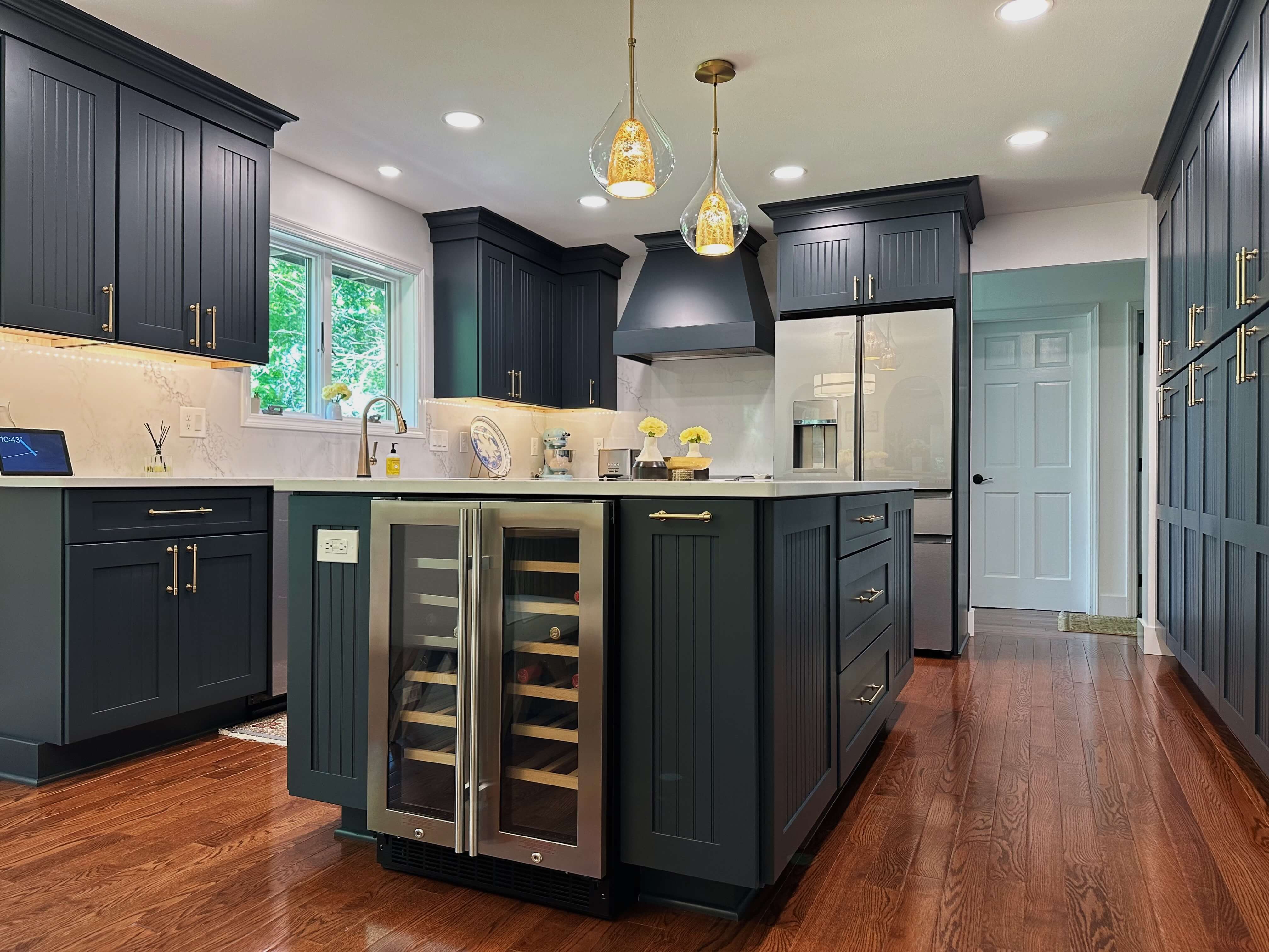 The Timeless Elegance of a Dark Blue Kitchen in Baldwinsville