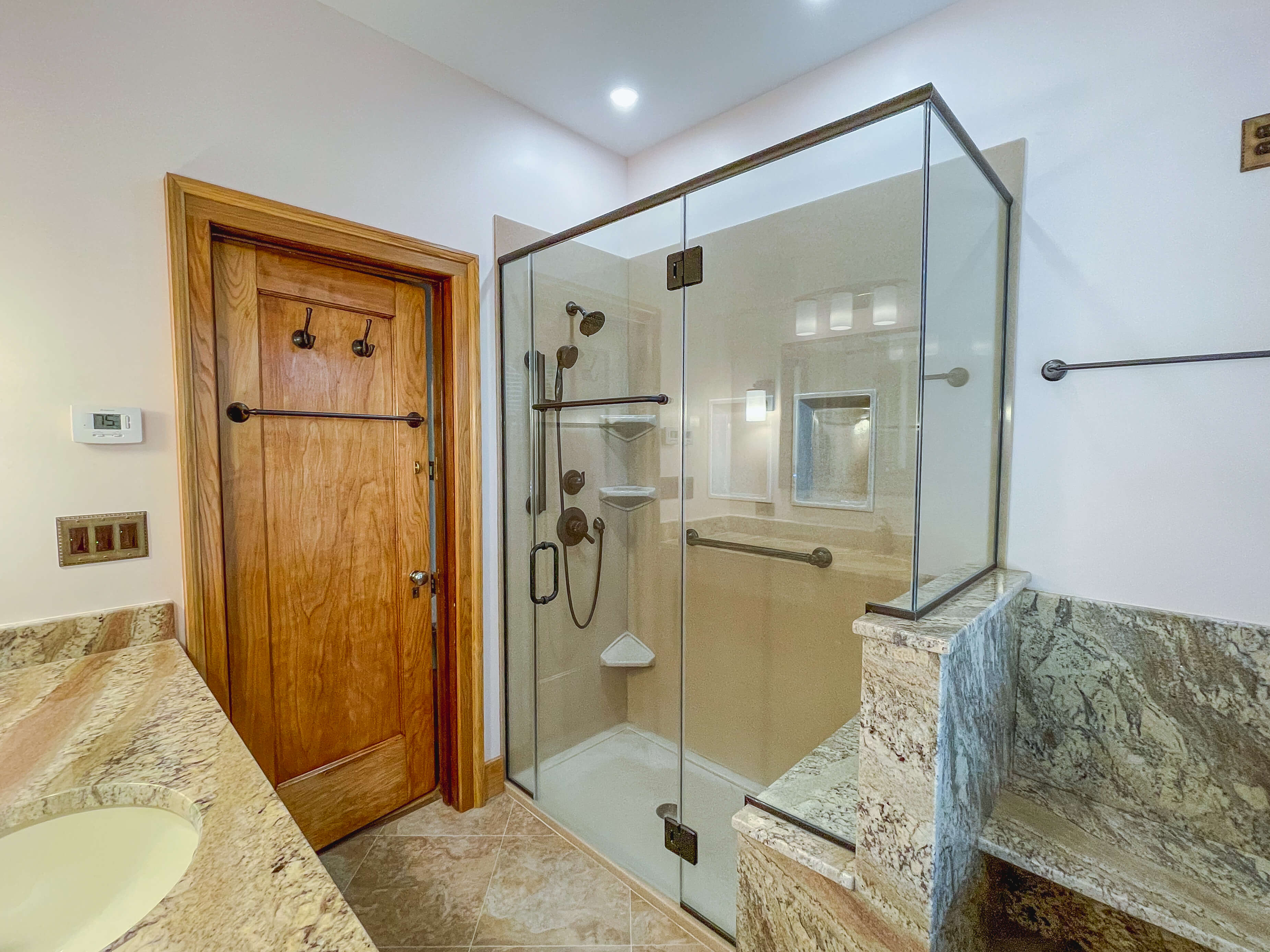 Walk-in Shower Tubs: Safe, Functional, Versatile