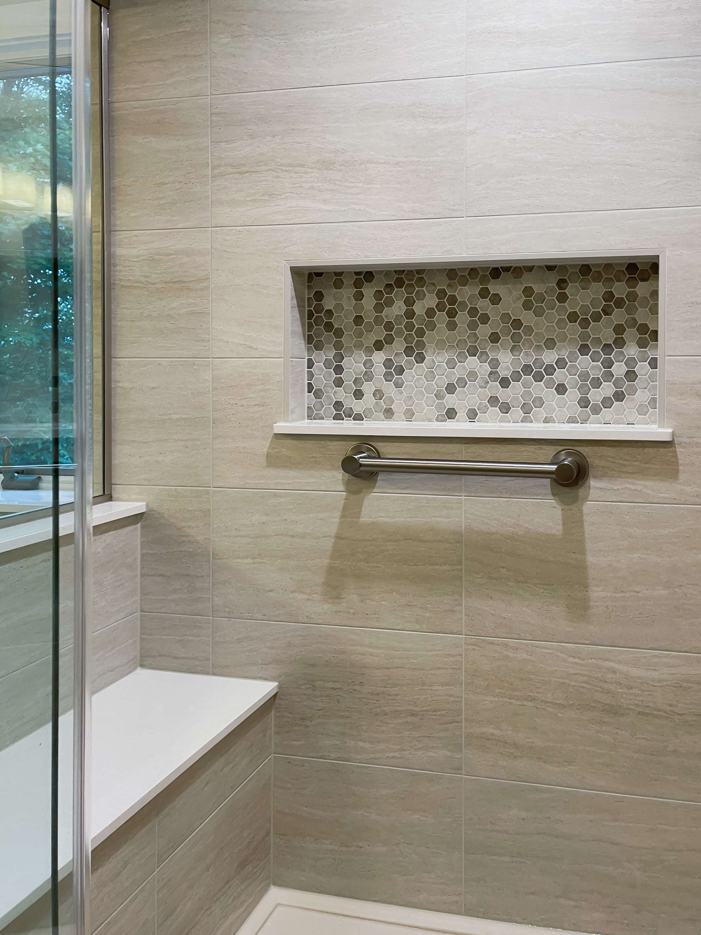 Shower Grab Bars 101: A Professional's Guide to Safety Rails