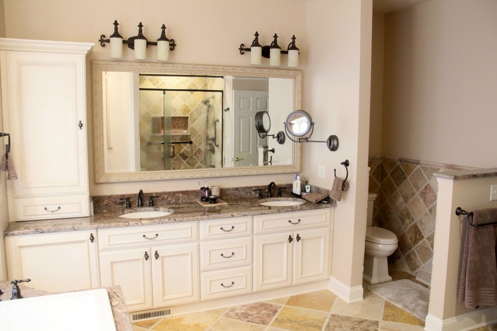 Featured image of post Double Sink Vanity With Storage Tower : Check out our double sink vanity selection for the very best in unique or custom, handmade pieces from our bathroom vanities shops.