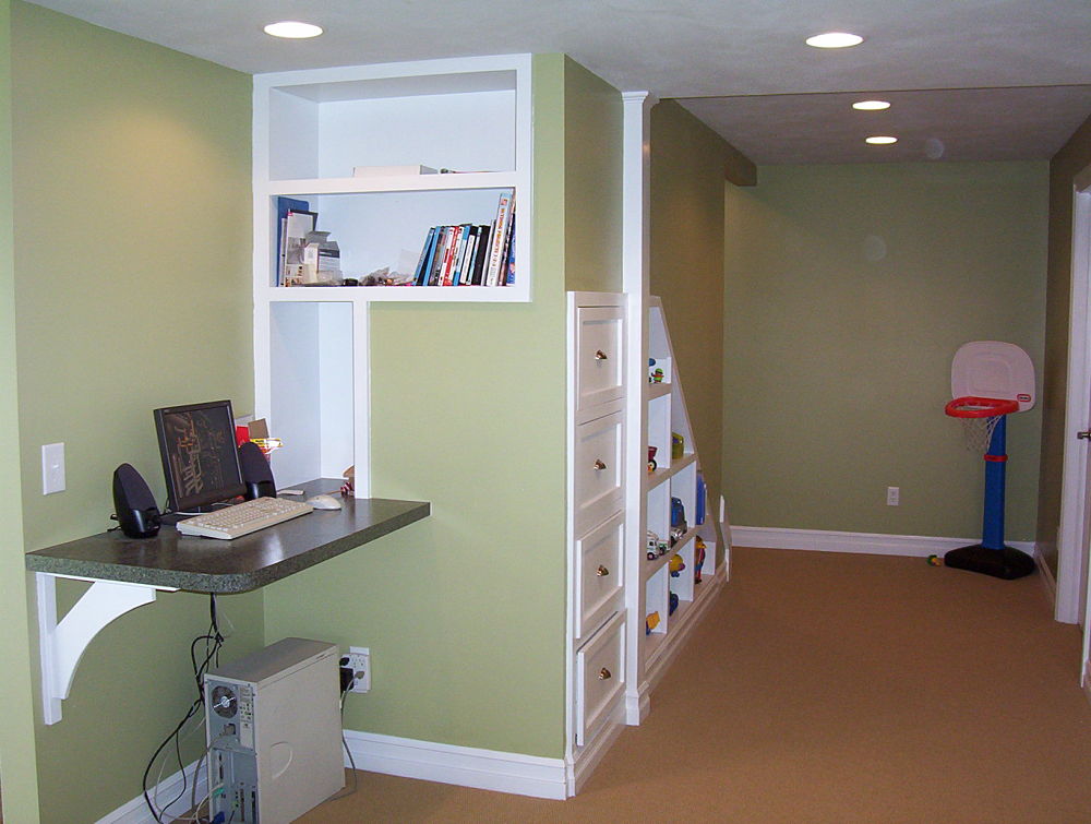 Built In Storage And Cabinet Design Ideas Photos And Descriptions